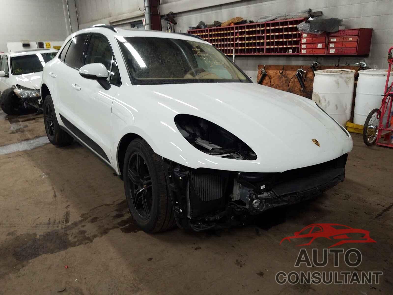 PORSCHE MACAN 2016 - WP1AB2A58GLB40180