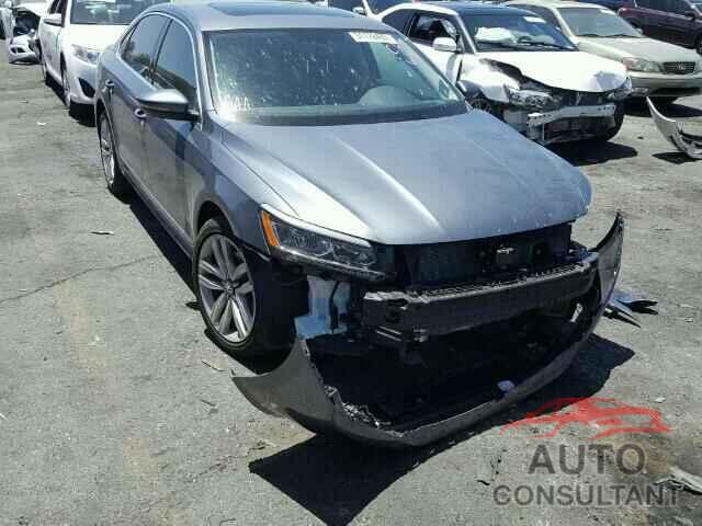 VOLKSWAGEN PASSAT 2017 - 1VWGT7A31HC033880