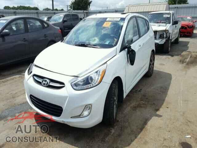 HYUNDAI ACCENT 2015 - KMHCU5AE3FU230721