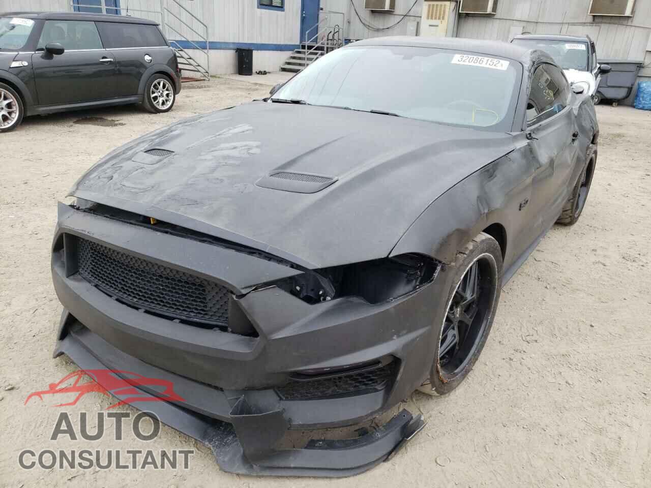 FORD MUSTANG 2018 - 1FA6P8CF1J5124857