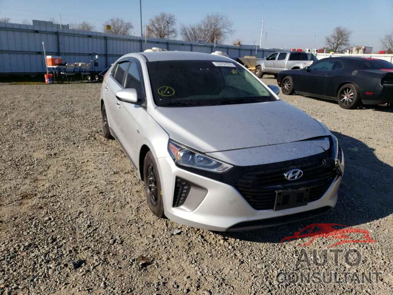 HYUNDAI IONIQ 2017 - KMHC75LC3HU036972