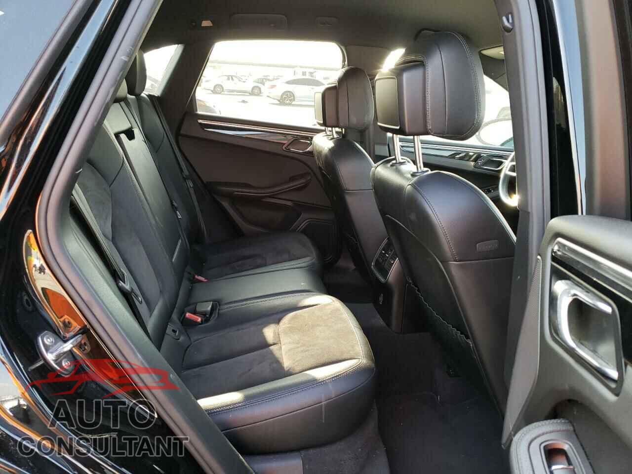 PORSCHE MACAN 2017 - WP1AA2A58HLB82966
