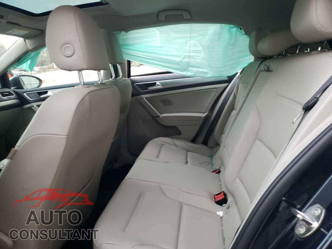 VOLKSWAGEN GOLF 2017 - 3VW217AU5HM056828