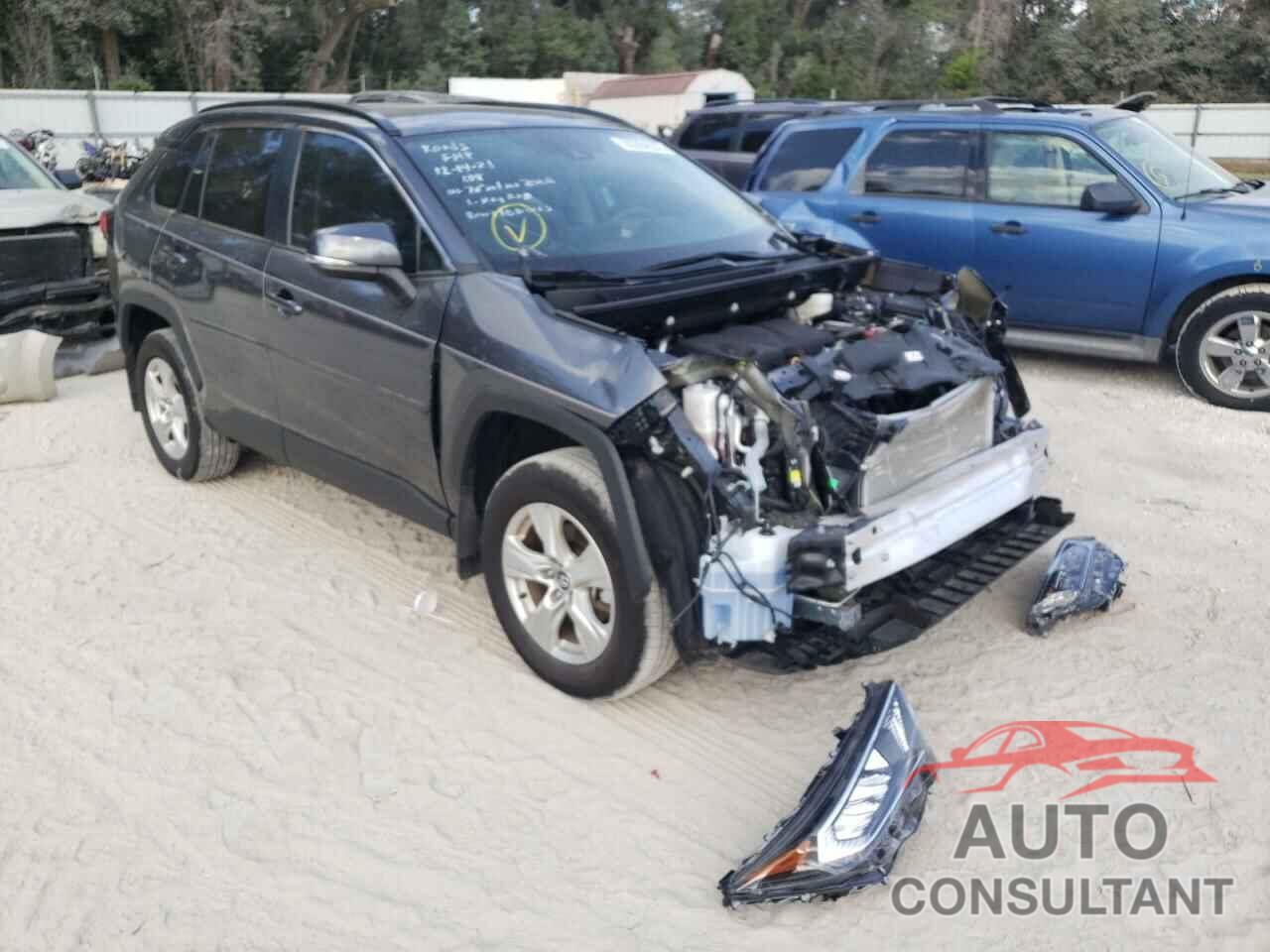 TOYOTA RAV4 2021 - 2T3W1RFV7MC107547