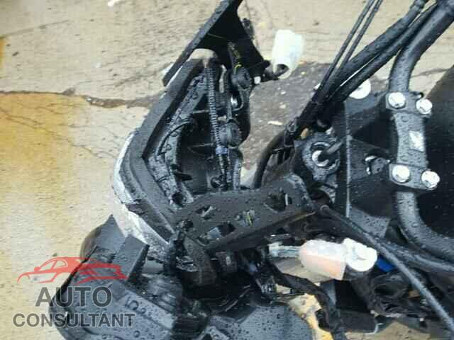 HONDA CB CYCLE 2015 - MLHPC4669F5200571
