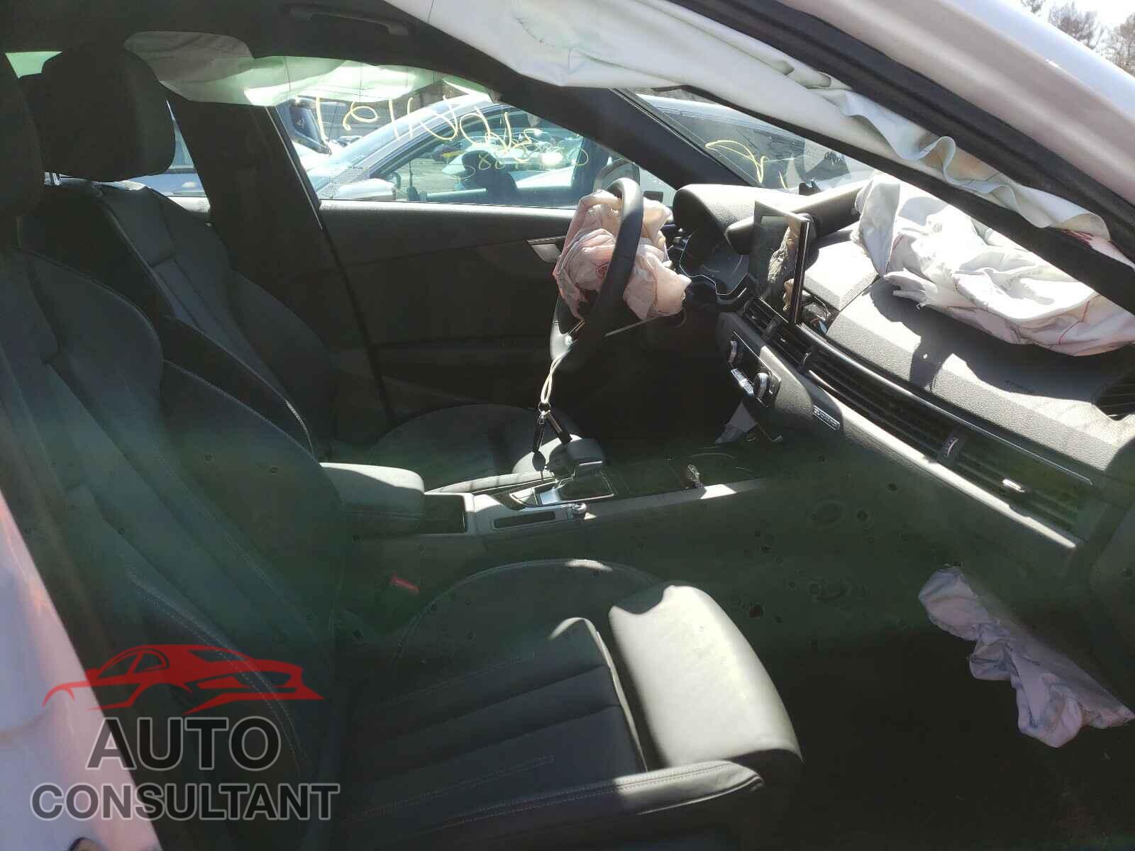 AUDI A4 2021 - WAUDAAF49MN007498