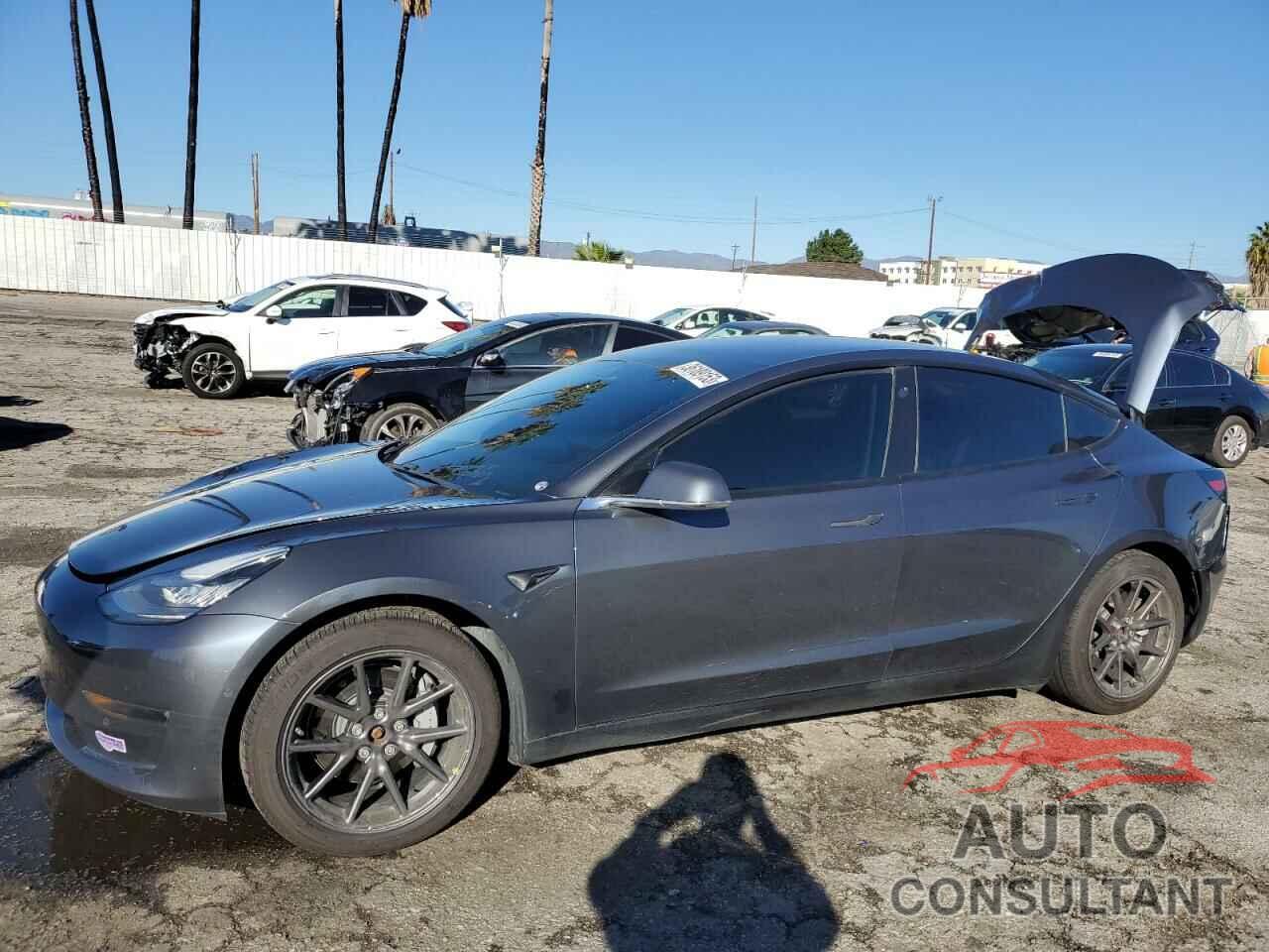 TESLA MODEL 3 2018 - 5YJ3E1EB6JF128700