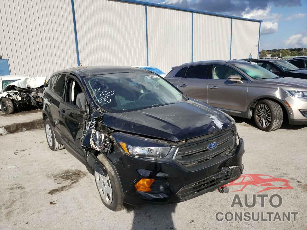FORD ESCAPE 2018 - 1FMCU0F74JUA48810
