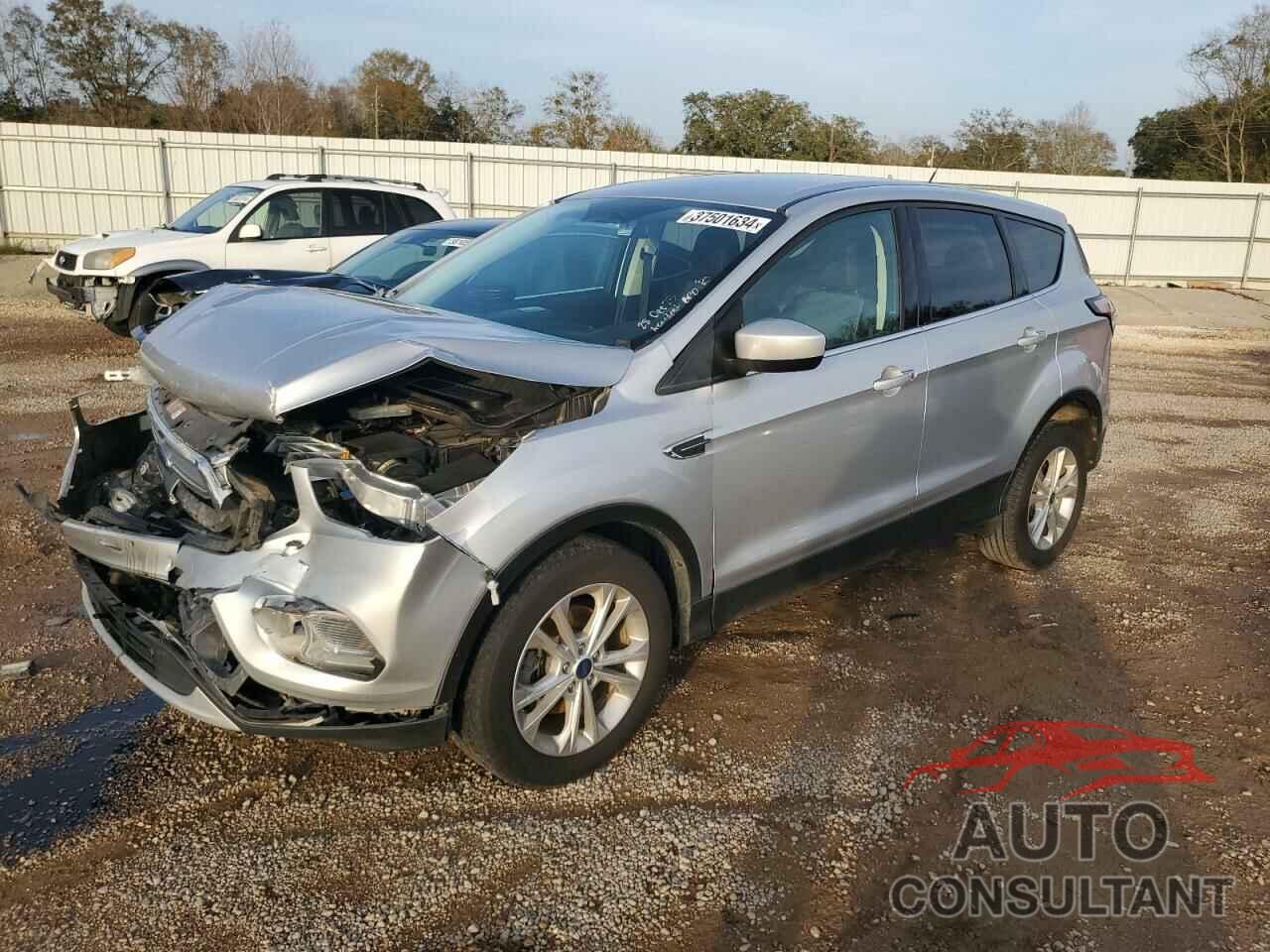 FORD ESCAPE 2017 - 1FMCU0GD0HUE85461