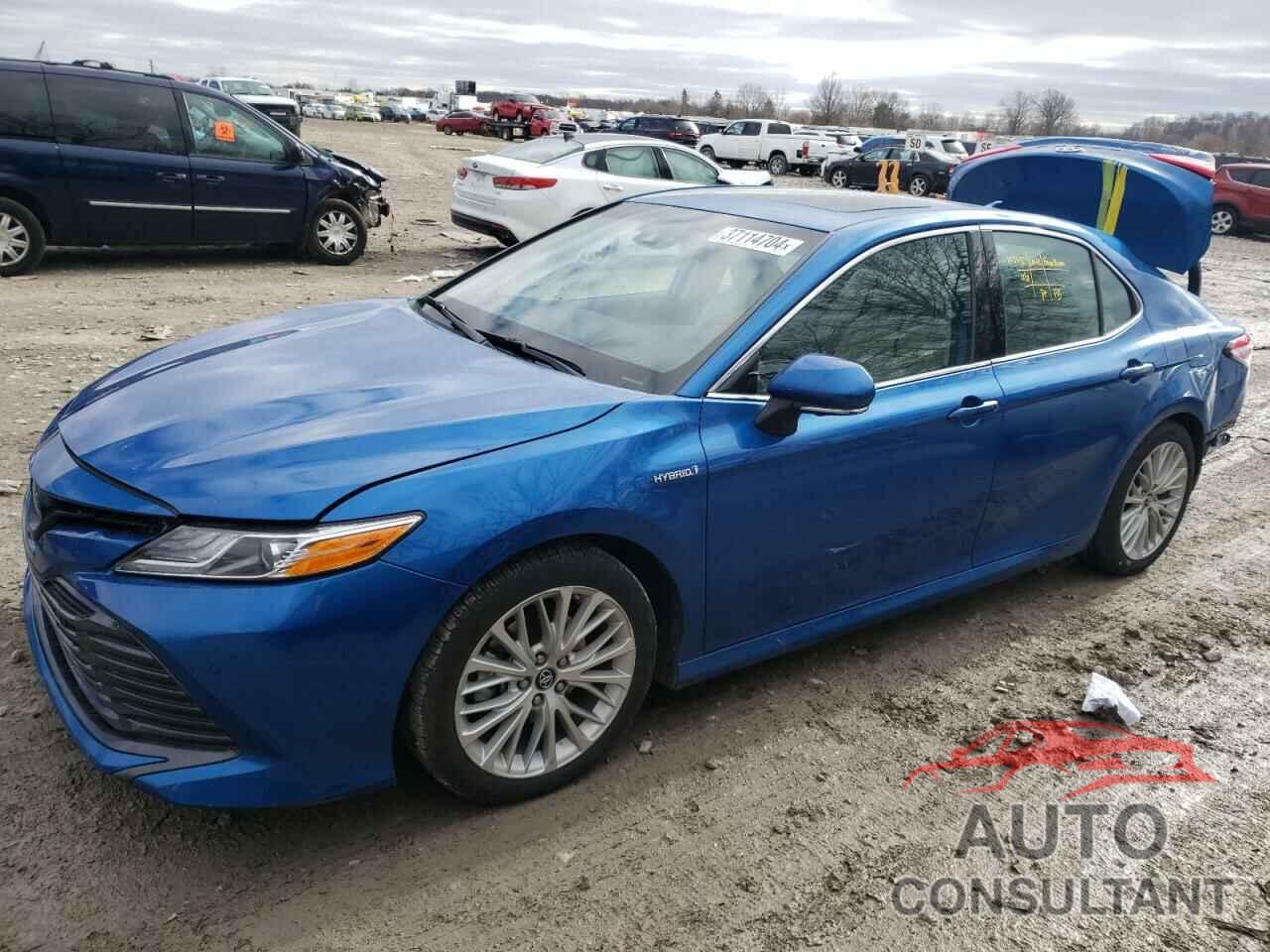 TOYOTA CAMRY 2019 - 4T1B21HK0KU012946