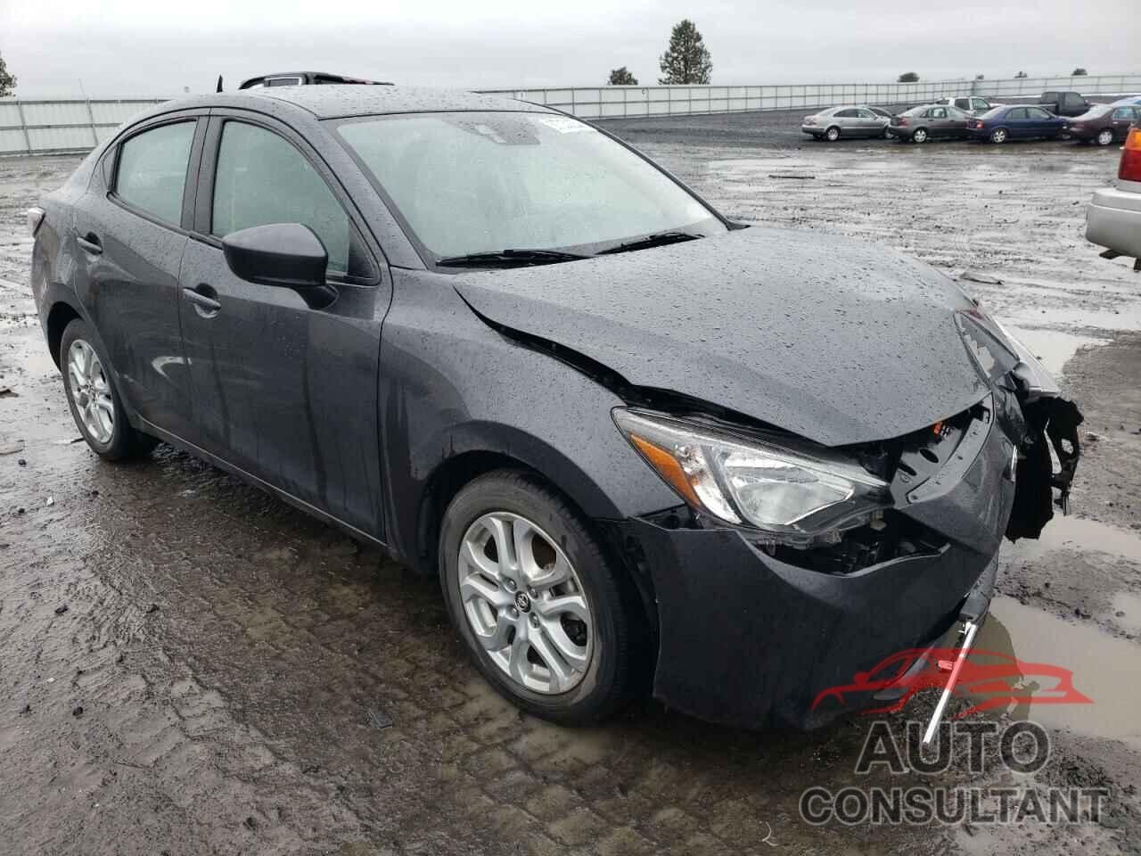 TOYOTA YARIS 2017 - 3MYDLBYV0HY183195