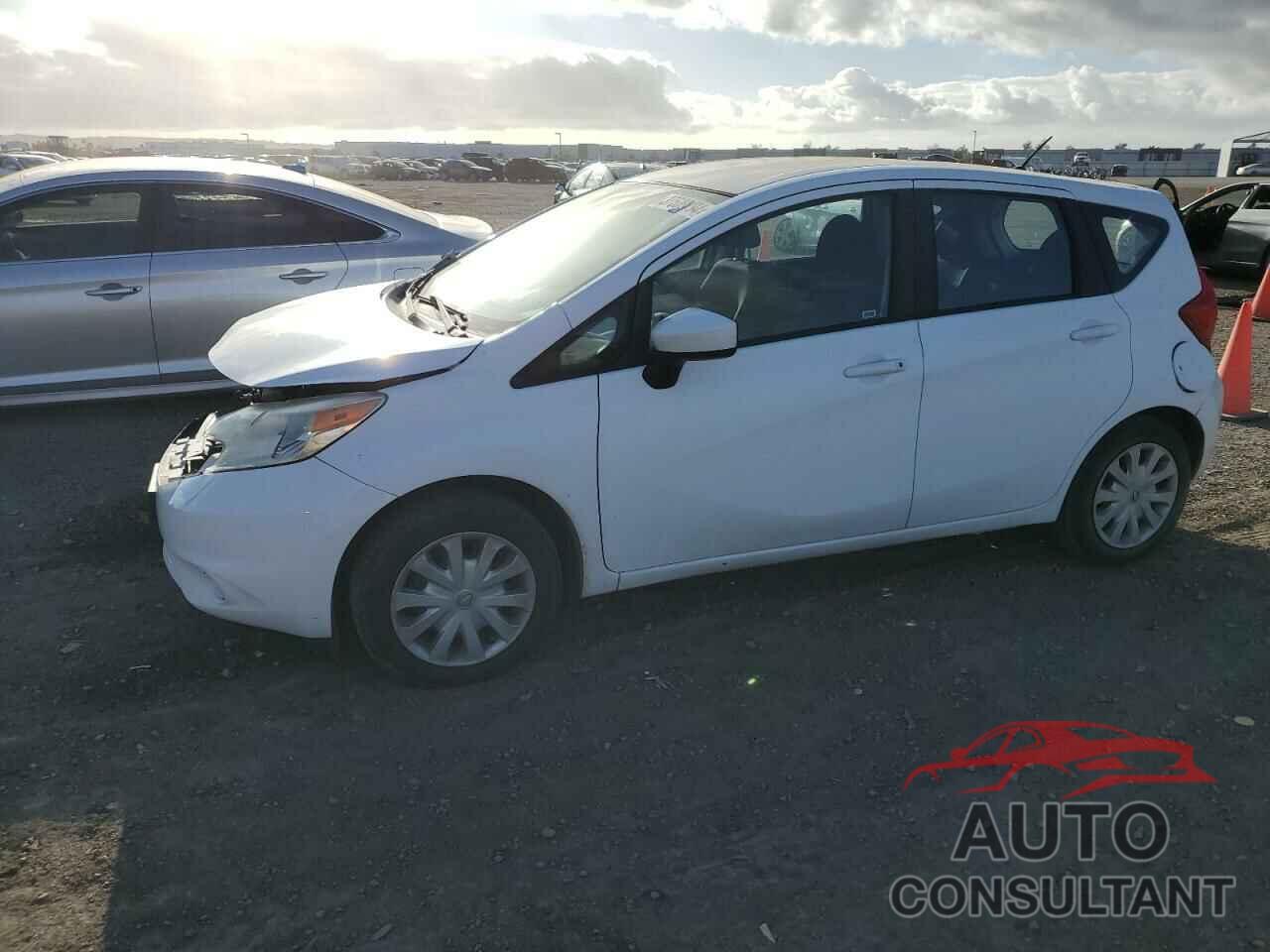 NISSAN VERSA 2015 - 3N1CE2CP3FL405612