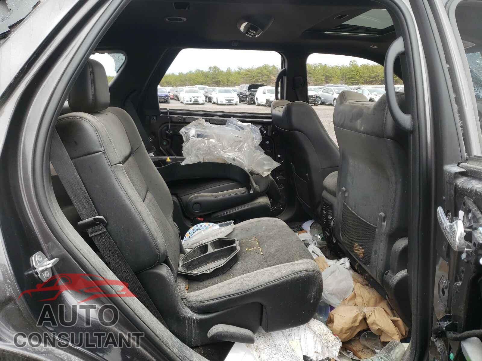 DODGE DURANGO 2018 - 1C4RDJDG4JC219388