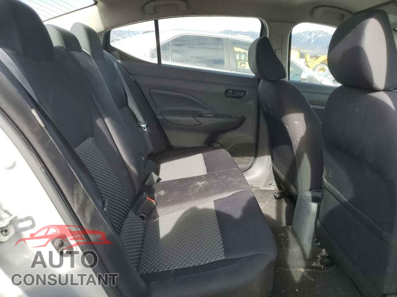 NISSAN VERSA 2020 - 3N1CN8DV7LL841908