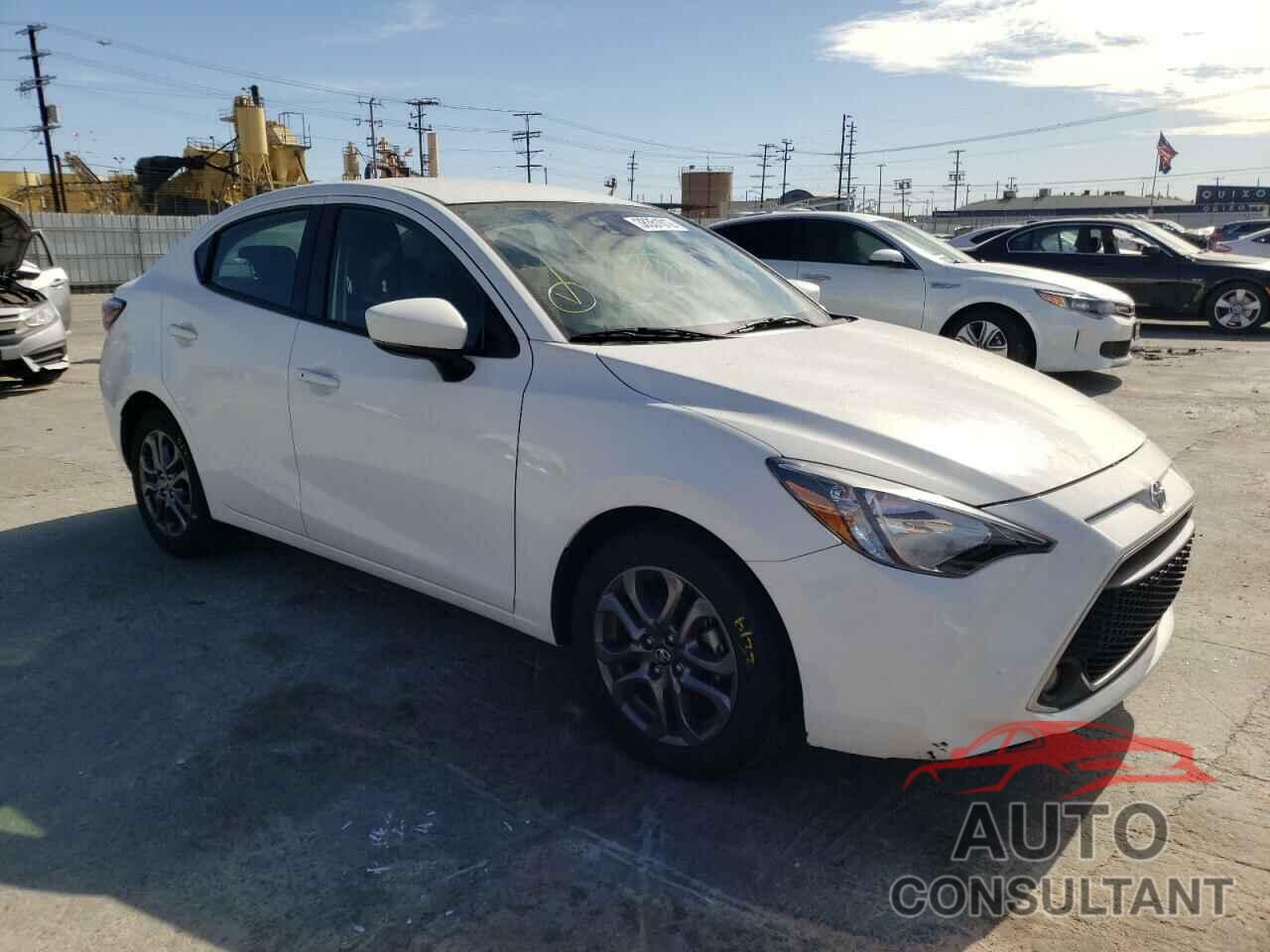 TOYOTA YARIS 2019 - 3MYDLBYV1KY503552