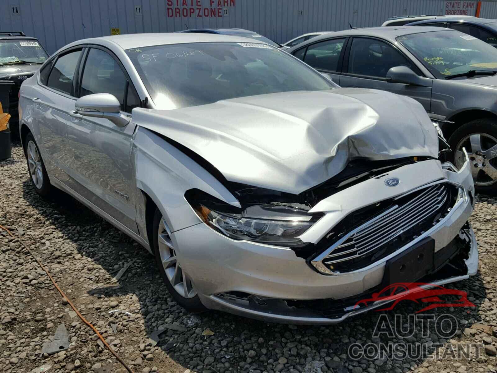 FORD FUSION 2017 - 3FA6P0LUXHR301977