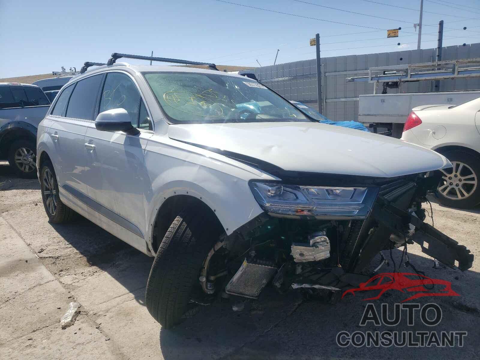 AUDI Q7 2018 - WA1VAAF7XJD001853