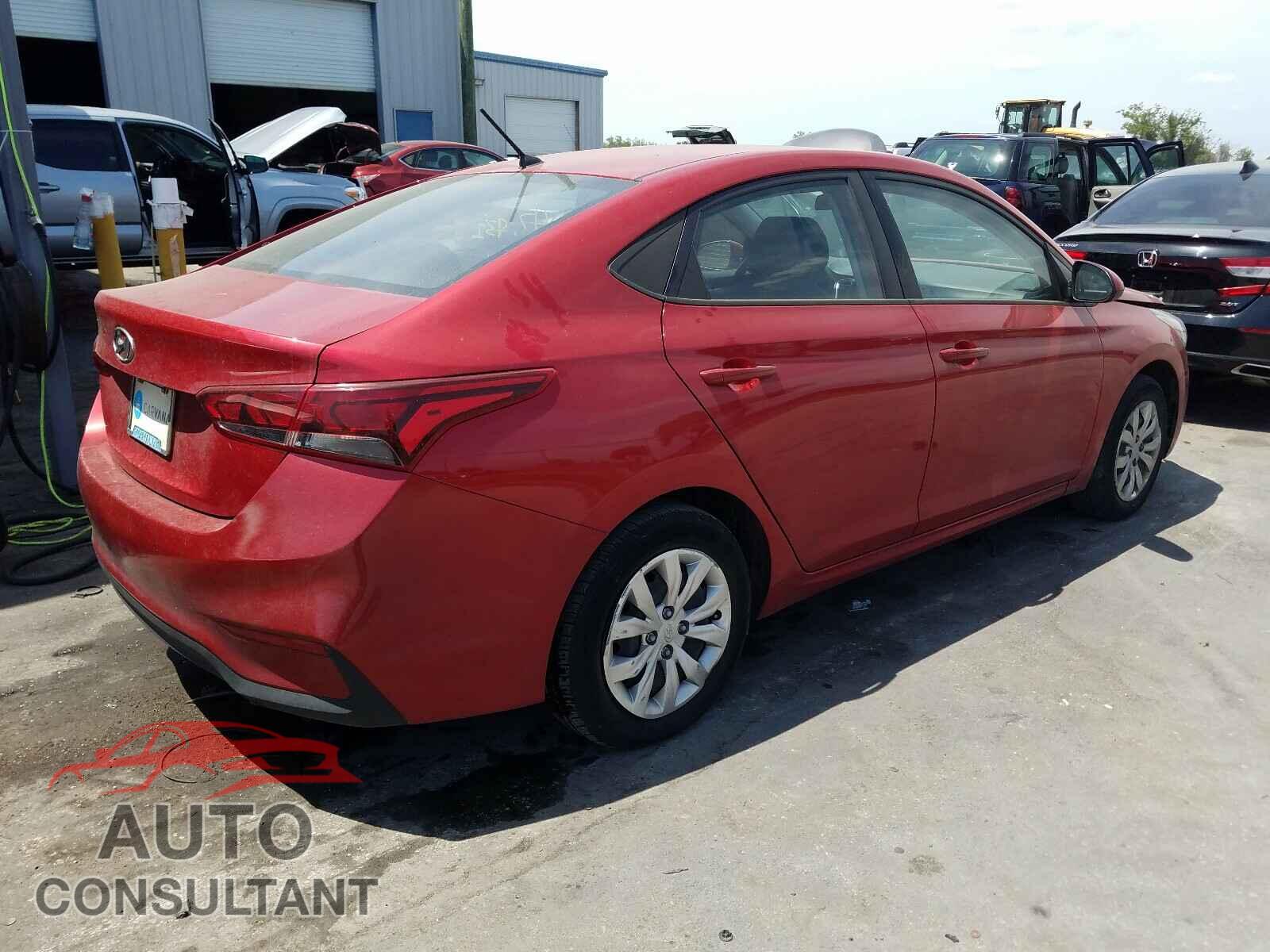 HYUNDAI ACCENT 2018 - 3KPC24A31JE014957