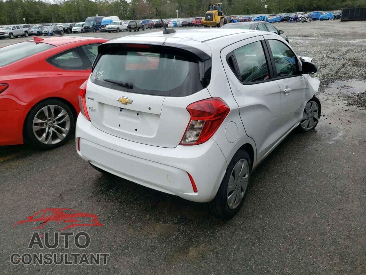 CHEVROLET SPARK 2017 - KL8CB6SA5HC831402