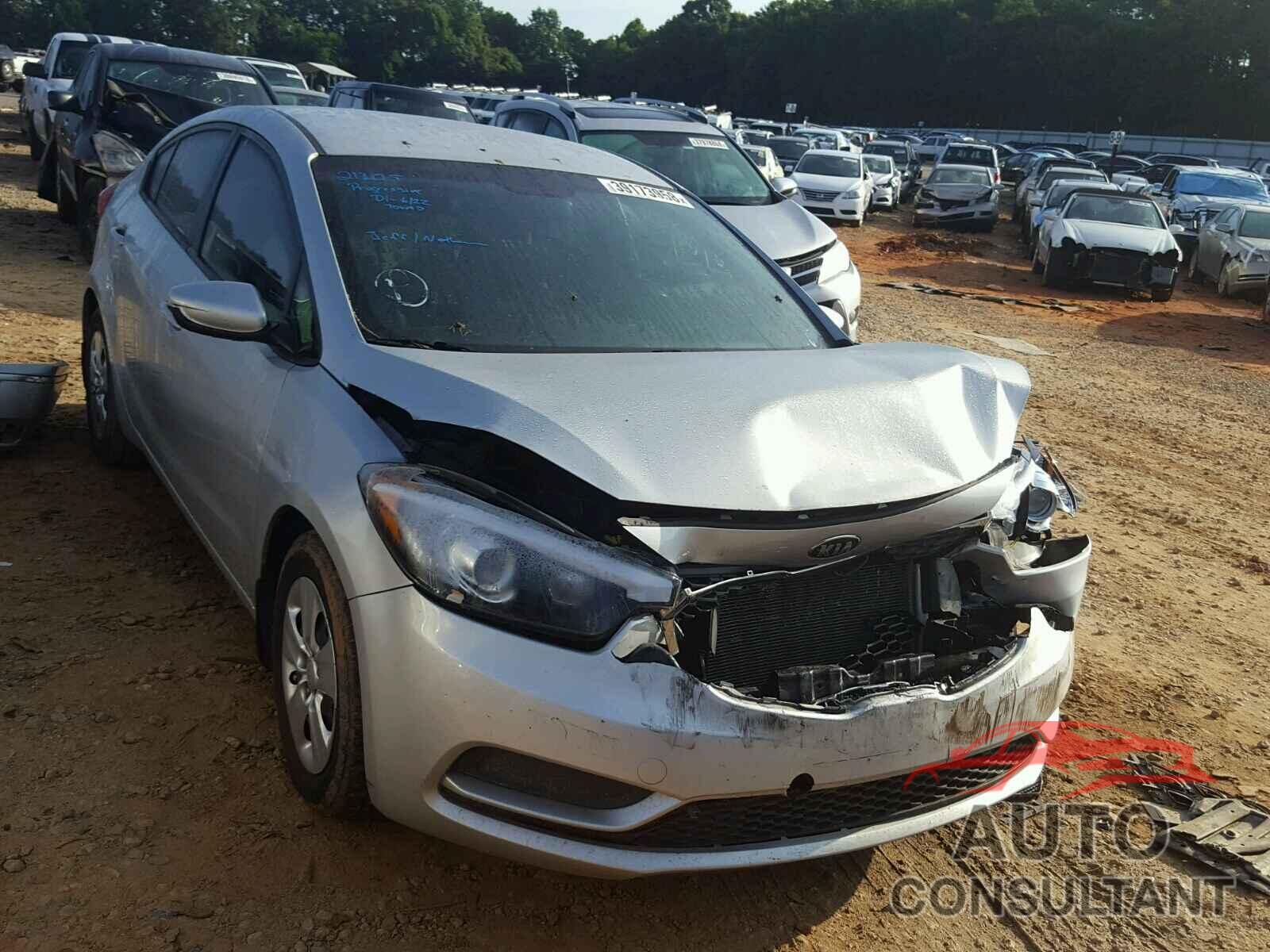KIA FORTE 2015 - KNAFK4A65F5408842