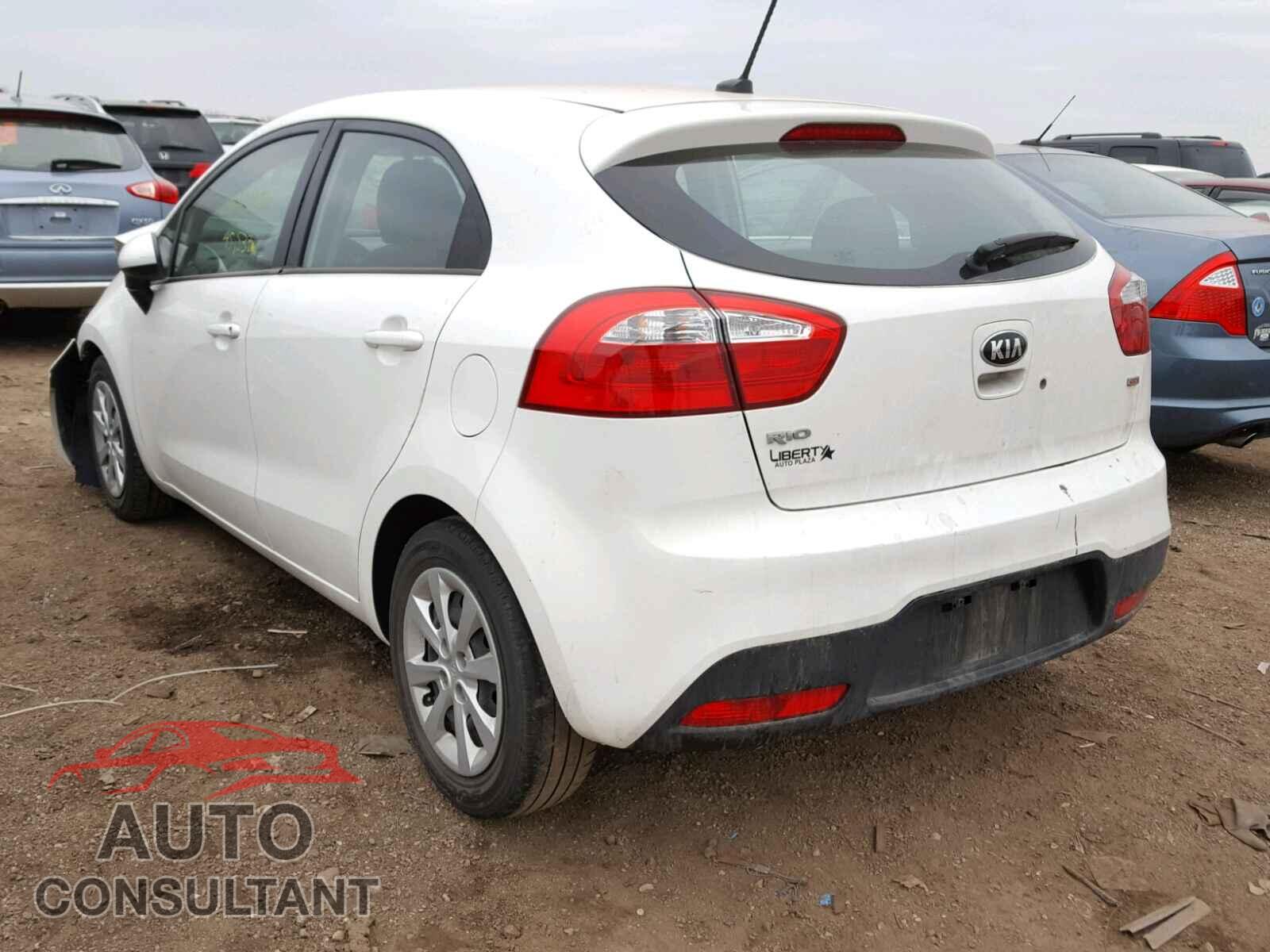 KIA RIO 2015 - KNADM5A35F6501500