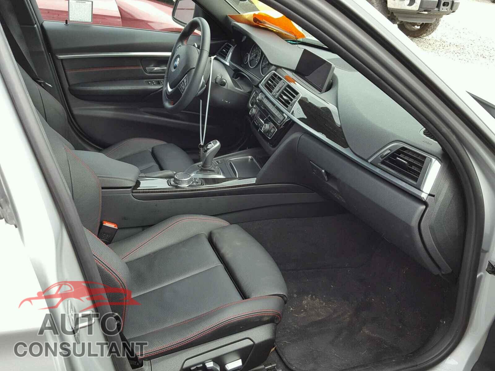 BMW 3 SERIES 2016 - WBA8E9G50GNU28848