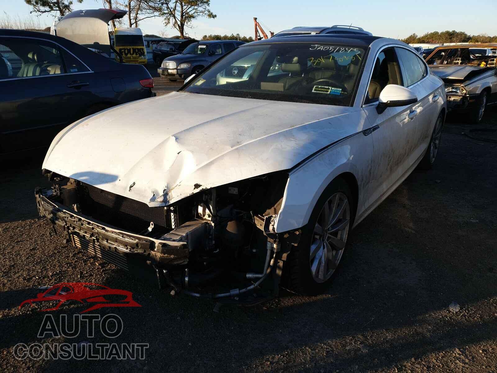 AUDI A5 2018 - WAUANCF56JA051845