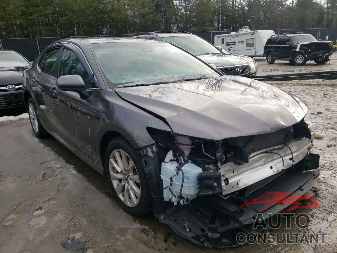 TOYOTA CAMRY 2018 - 4T1B11HK8JU085368