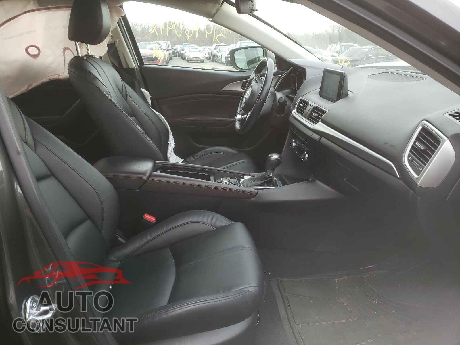 MAZDA 3 2017 - 3MZBN1V75HM101756