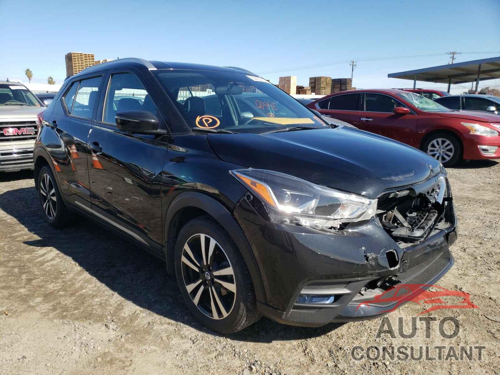 NISSAN KICKS 2019 - 3N1CP5CU4KL471646