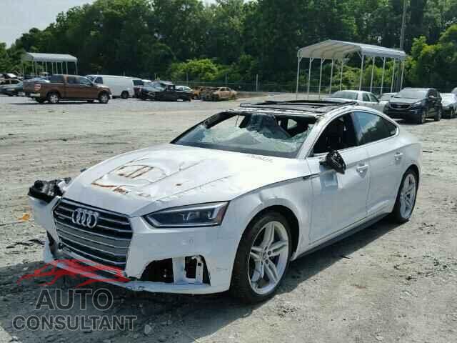 AUDI A5 2018 - WAUENCF55JA007367