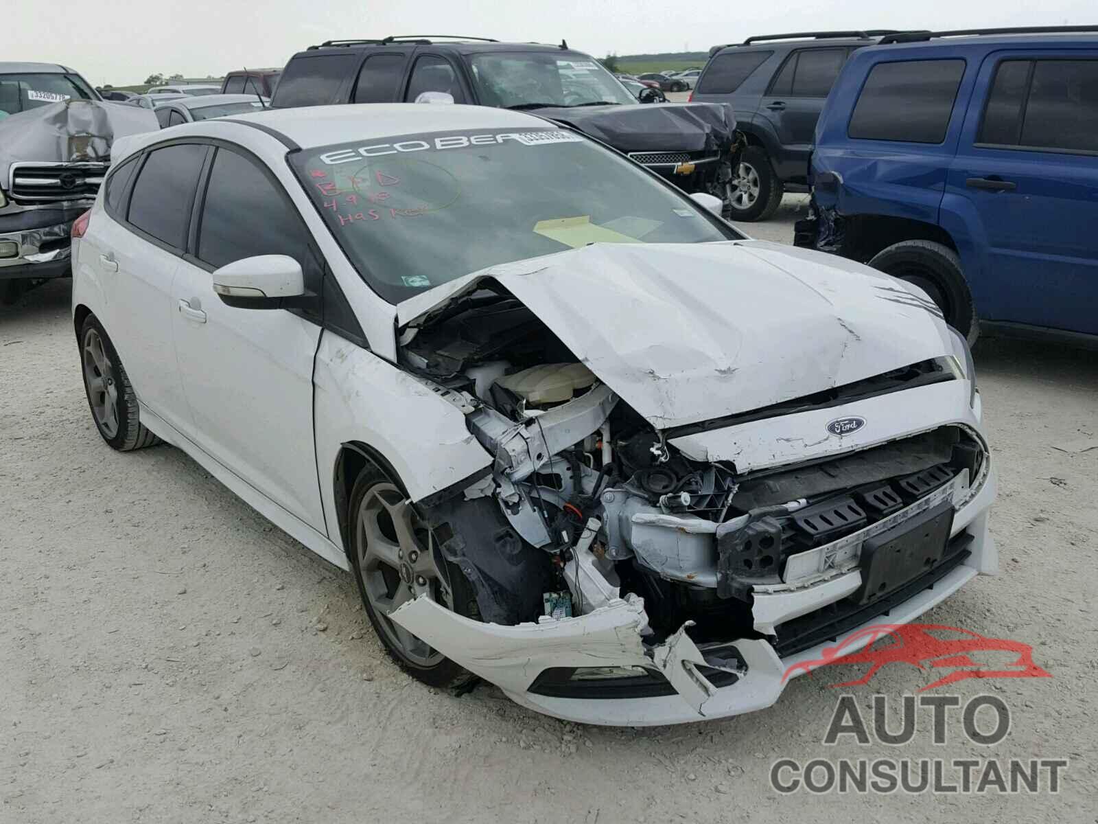 FORD FOCUS 2017 - 1FADP3L90HL210378