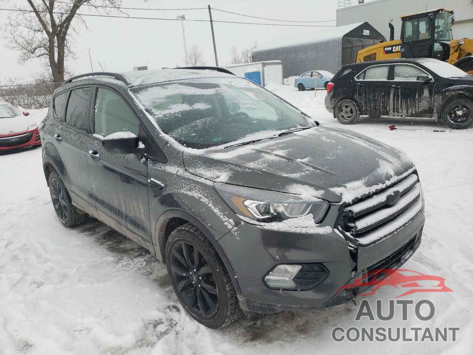 FORD ESCAPE 2017 - 1FMCU9G91HUA66342