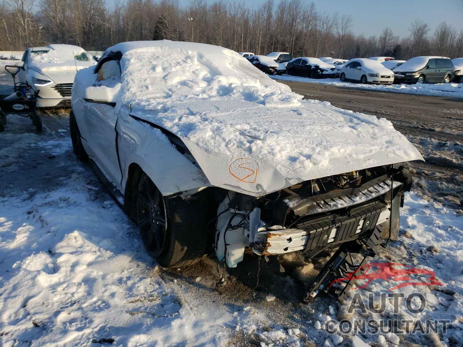 FORD MUSTANG 2018 - 1FATP8UH0J5124173
