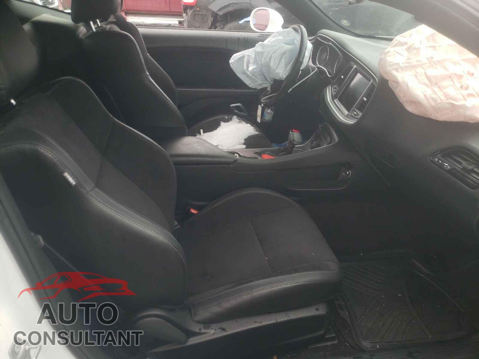 DODGE CHALLENGER 2019 - 2C3CDZBT4KH506611