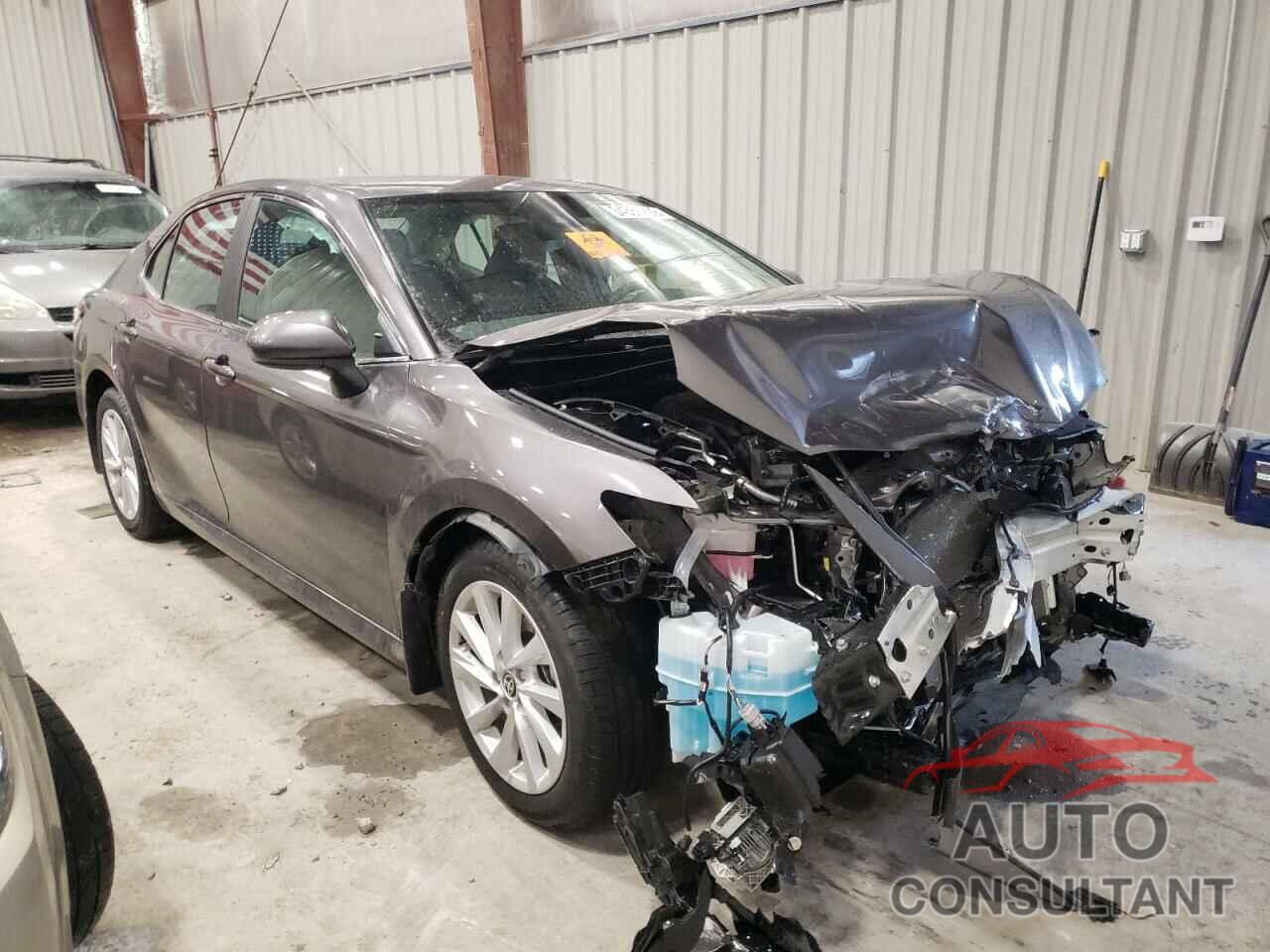 TOYOTA CAMRY 2022 - 4T1C11BK8NU051241