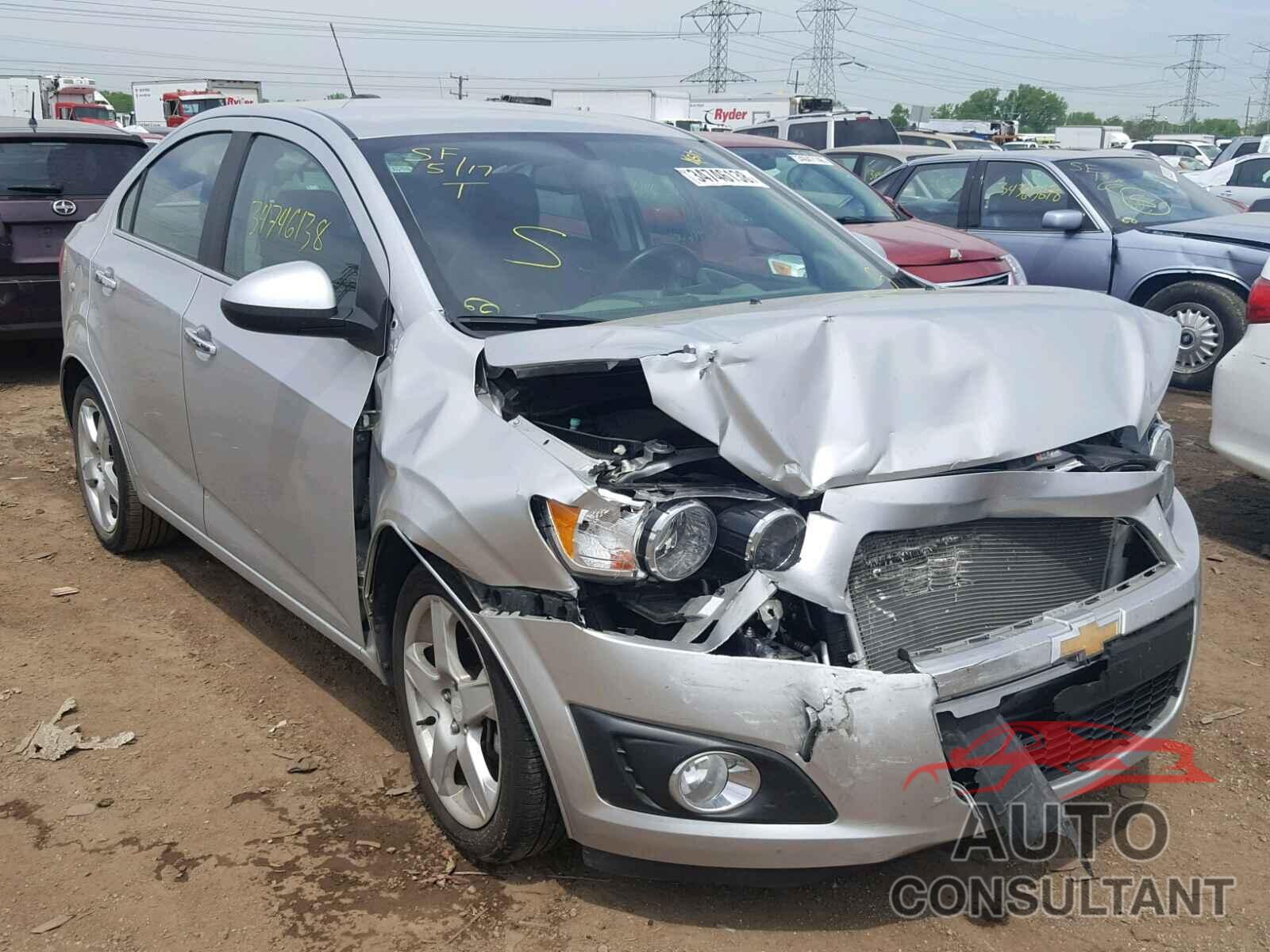 CHEVROLET SONIC 2016 - 1G1JE5SBXG4134012