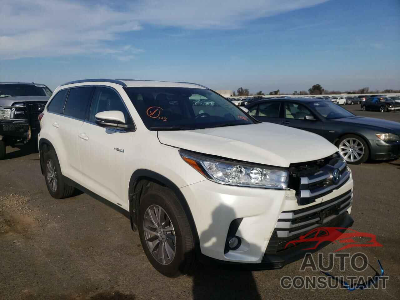 TOYOTA HIGHLANDER 2019 - 5TDJGRFH1KS068843