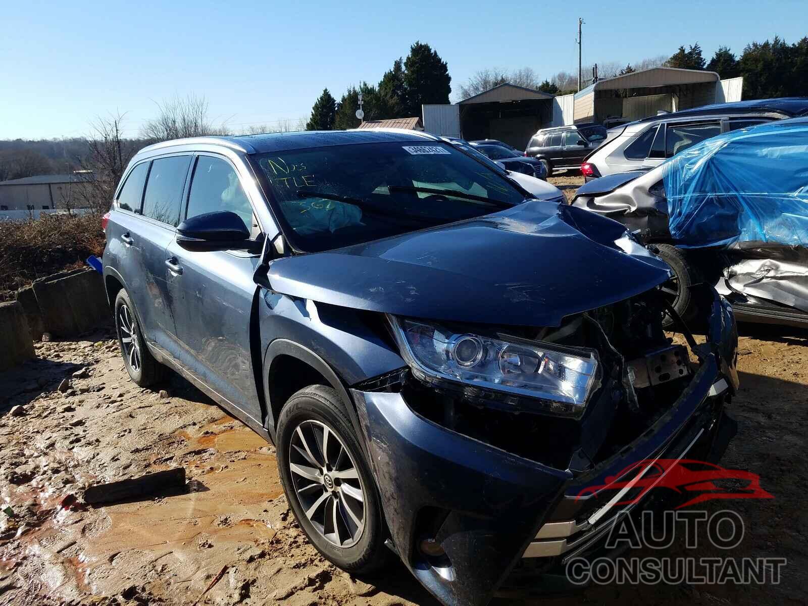 TOYOTA HIGHLANDER 2017 - 5TDKZRFH9HS525972