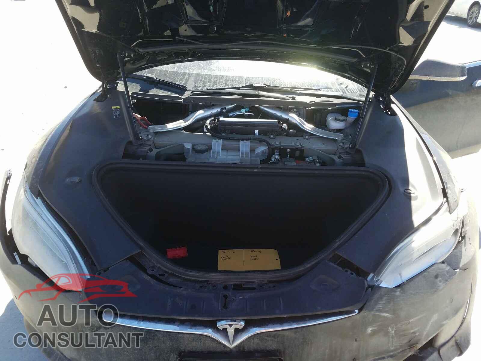 TESLA MODEL S 2017 - 5YJSA1E19HF208226