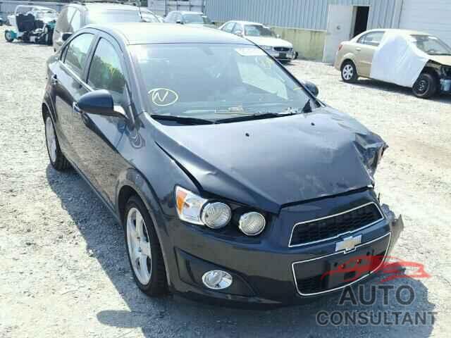 CHEVROLET SONIC 2015 - 1G1JE5SB4F4145036