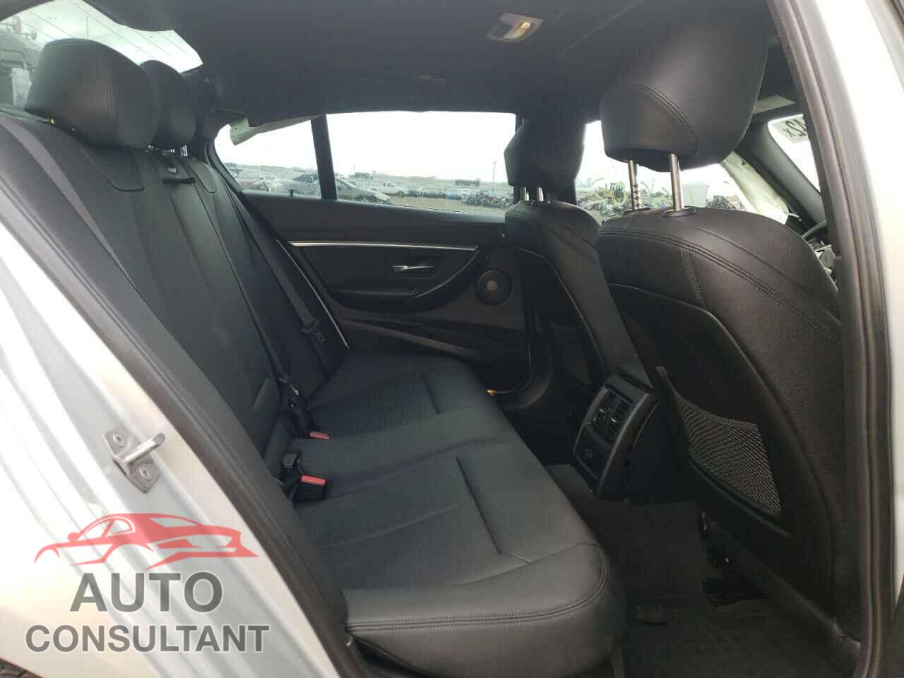 BMW 3 SERIES 2016 - WBA8E9G57GNU30273