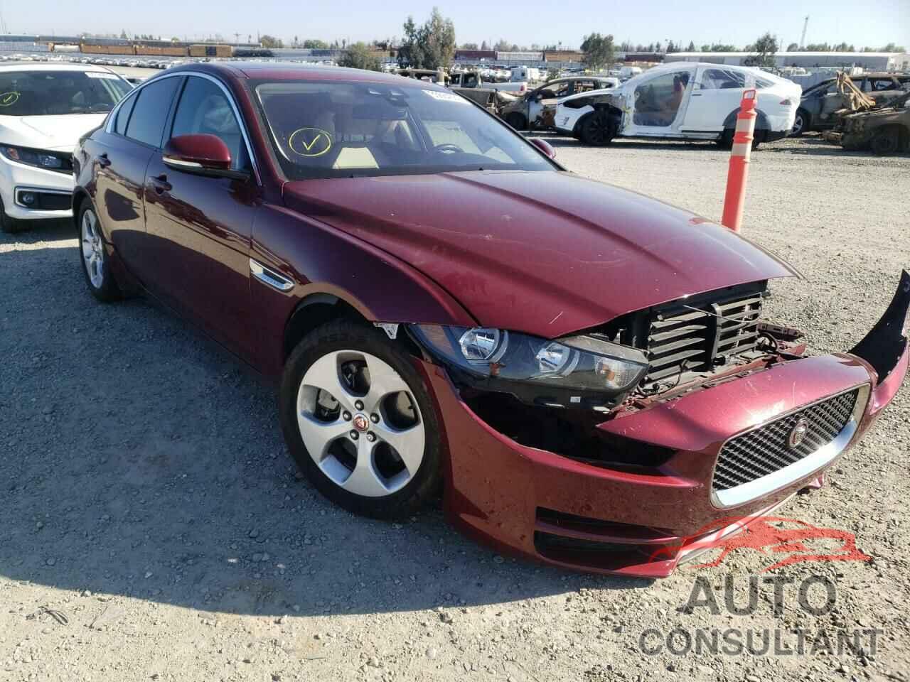 JAGUAR XE 2017 - SAJAR4BG2HA969110