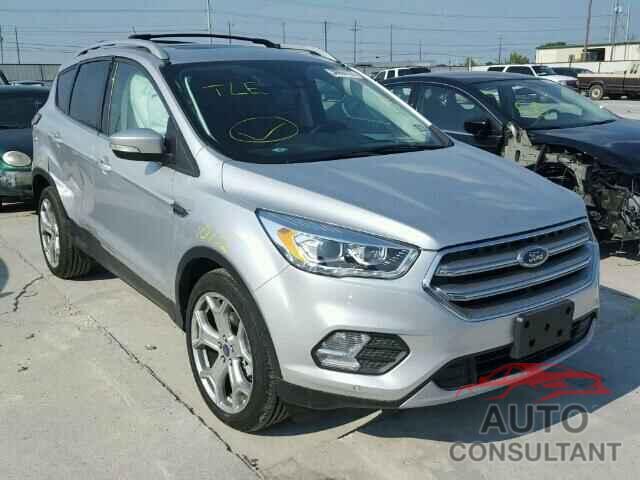 FORD ESCAPE 2017 - 1FMCU0J91HUD65933