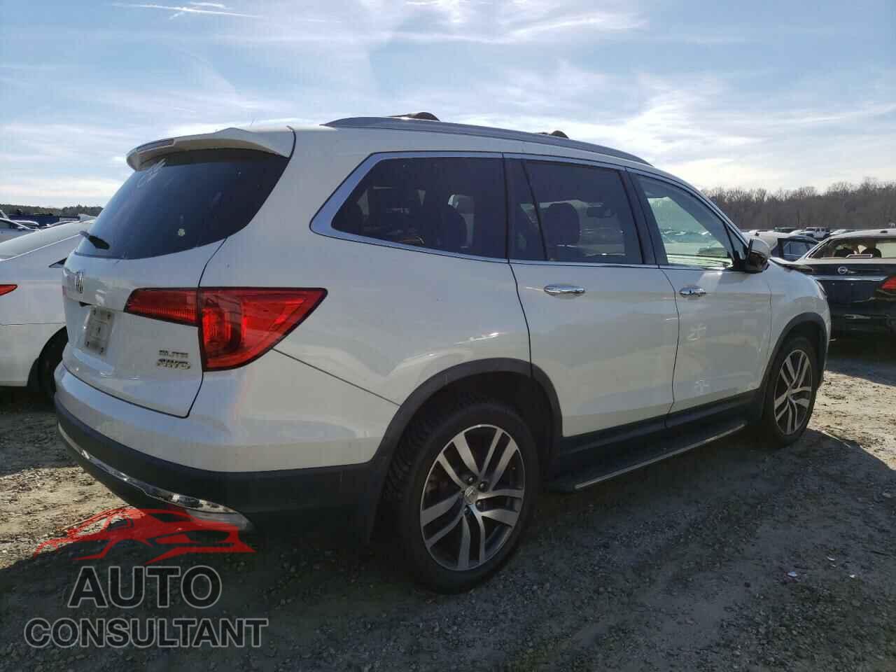 HONDA PILOT 2017 - 5FNYF6H09HB061658
