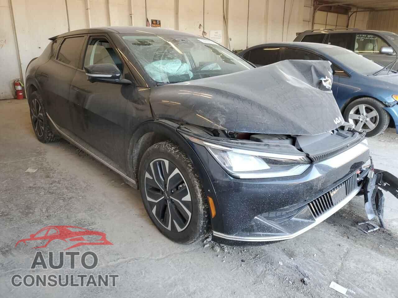 KIA EV6 LIGHT 2022 - KNDC3DLC2N5055903