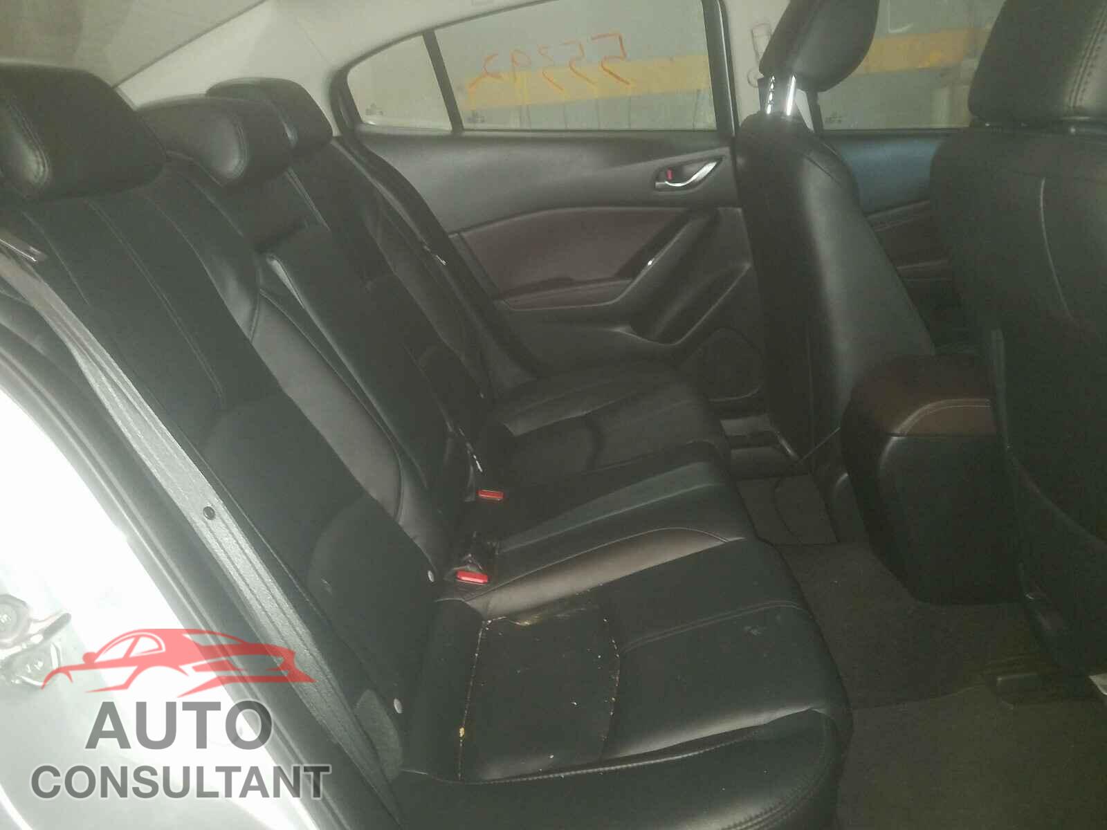 MAZDA 3 2017 - 3MZBN1V79HM102263