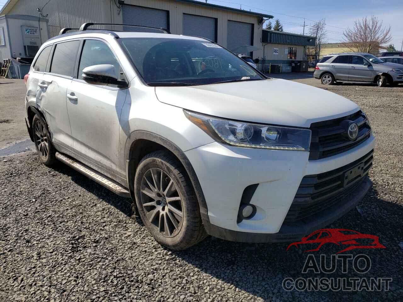 TOYOTA HIGHLANDER 2017 - 5TDJZRFHXHS513373