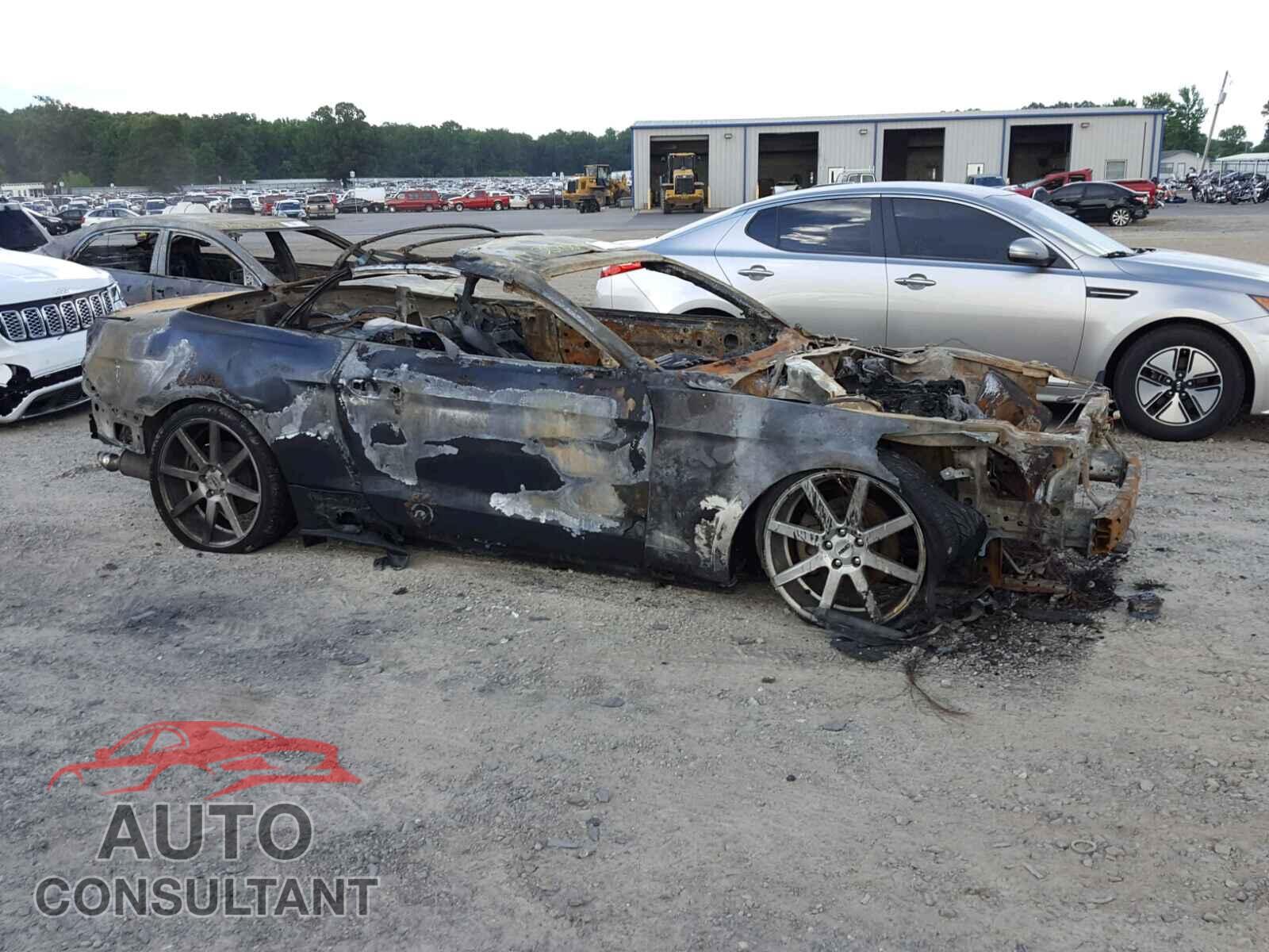 FORD MUSTANG 2015 - 1FATP8EM1F5387064