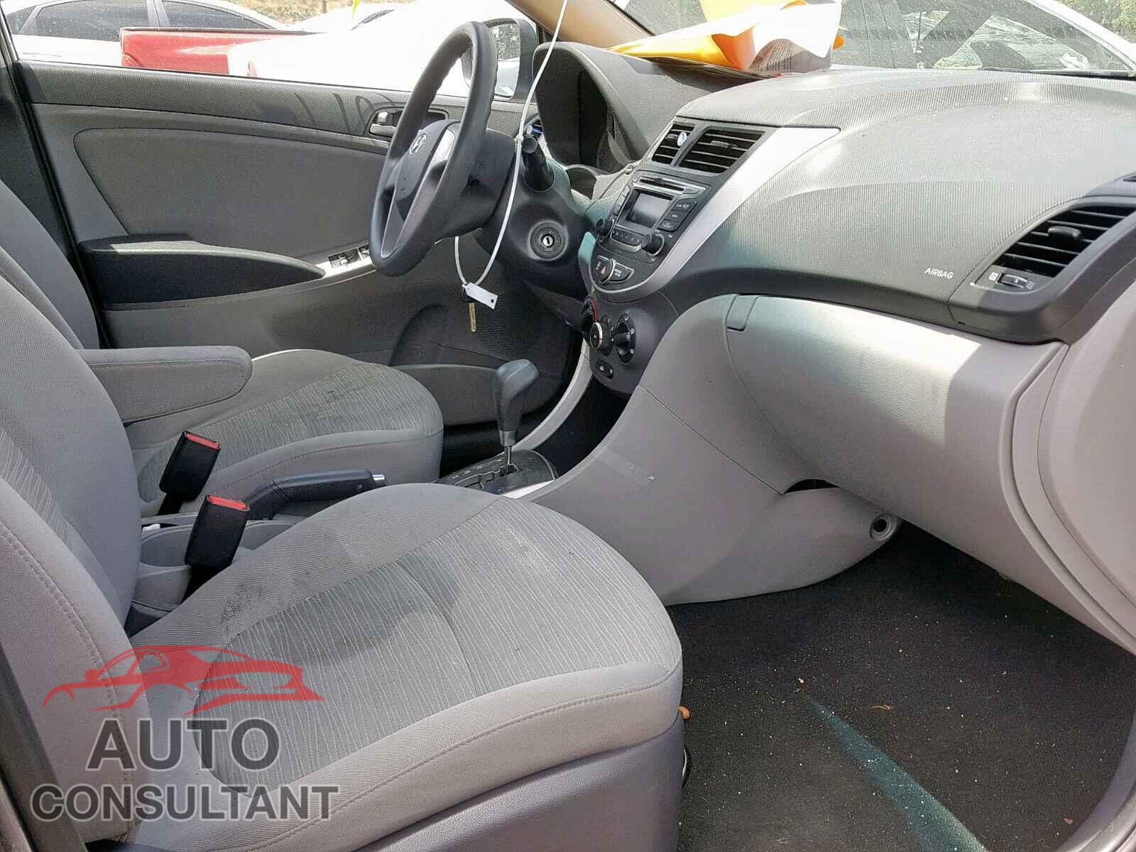 HYUNDAI ACCENT 2016 - KMHCT4AE7GU095290